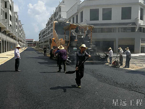 沥青桃林商业街沥青路面